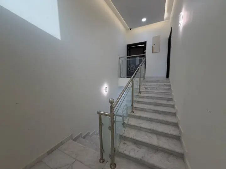 4 bedroom apartment in Sultana, Qassim Region 3