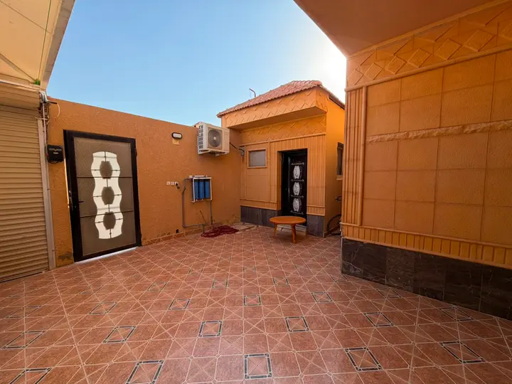 4 bedroom villa in Mishal, Qassim Region 4