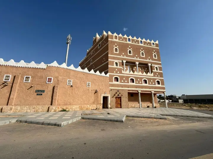 shop in Al Safa, Qassim Region 4