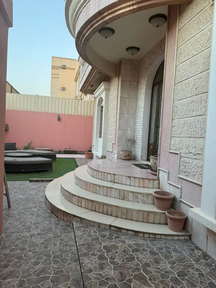 فيلا 3 غرف في احد، الدمام 3