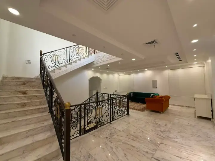 3 bedroom villa in Al Nahda, Eastern Province 8