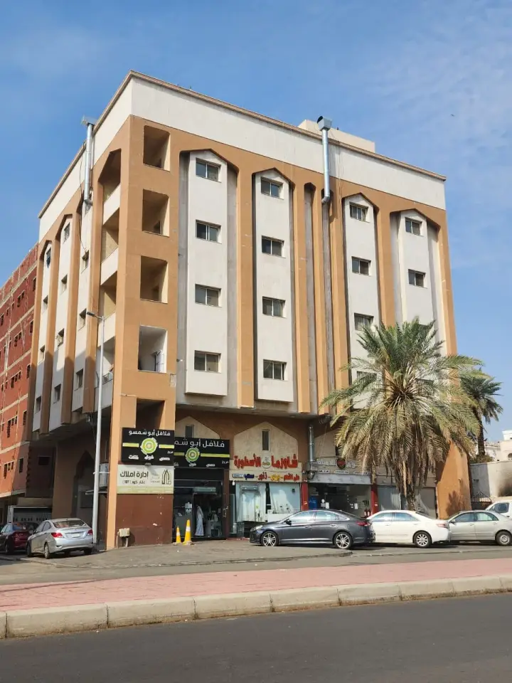 عقار  في الشرفية، جدة