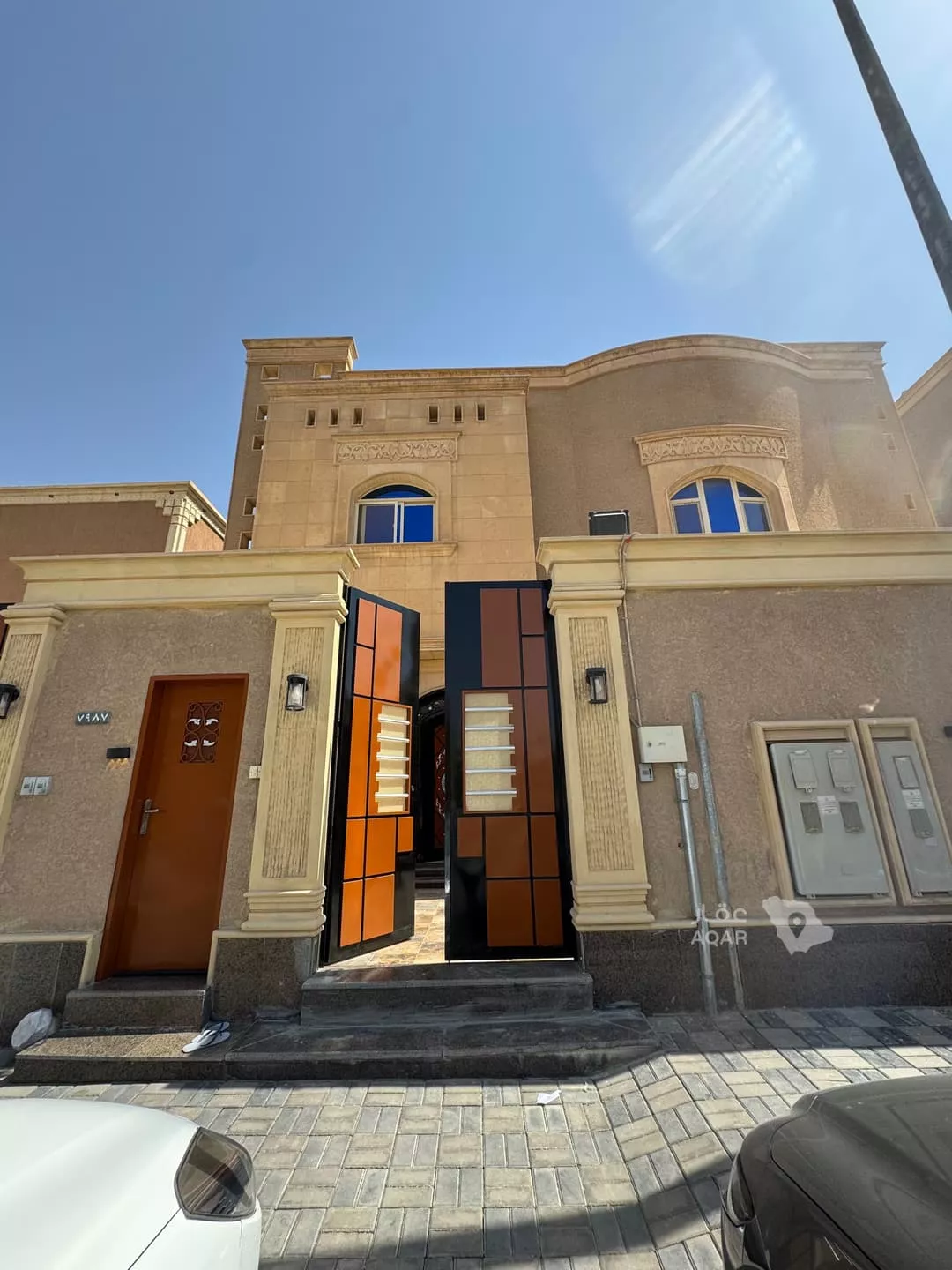 الطابق في الملقا