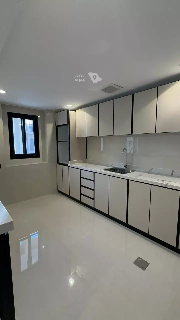 3 bedroom villa in Al Rawdah, Riyadh 5