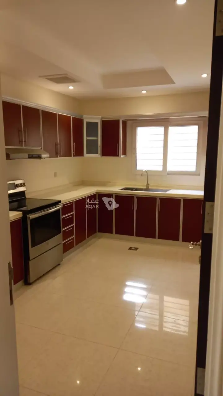 4 bedroom villa in Al Yasmin, Riyadh 8