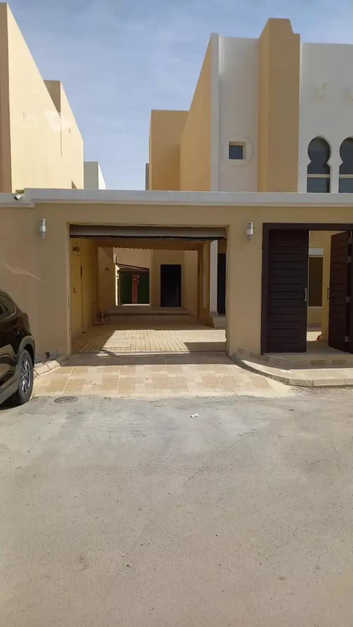 4 bedroom villa in Al Yasmin, Riyadh 2