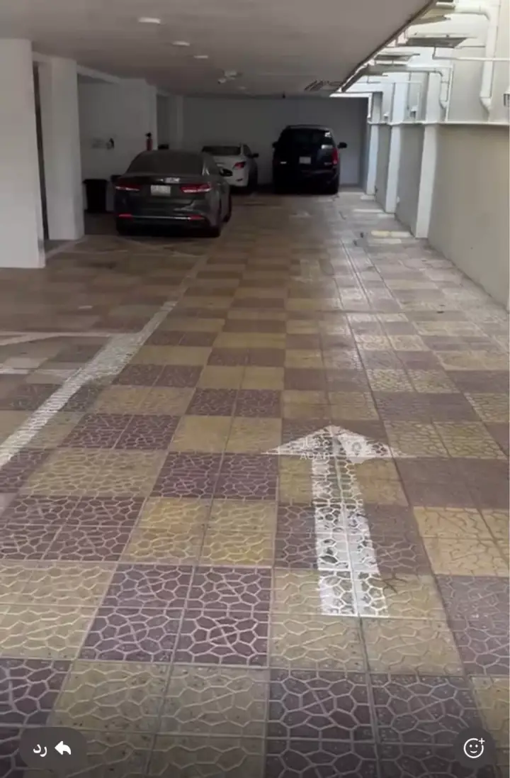 2 bedroom apartment in Al Rabwa, Abha 3