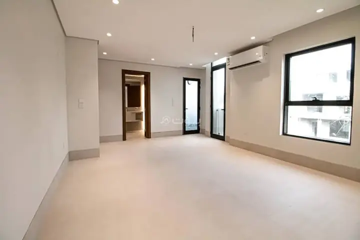 4 bedroom villa in Abhur North, Jeddah 10