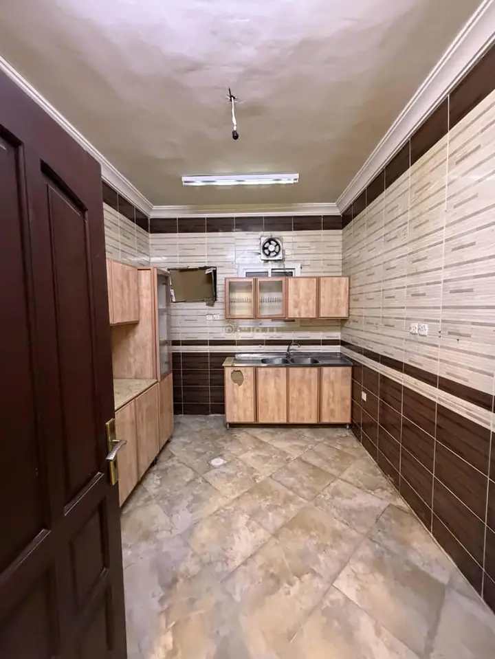 شقة 4 غرف في الربوة، جدة 14