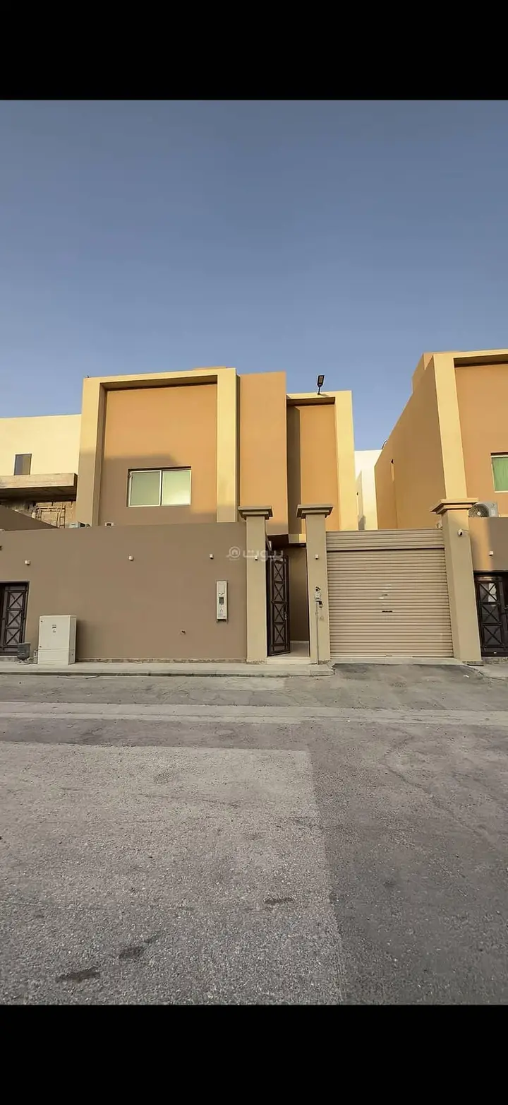 5 bedroom villa in Al Aridh, Riyadh 14