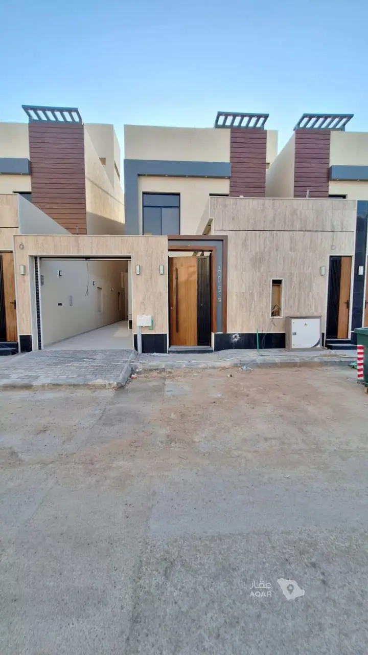 4 bedroom villa in Dhahrat Namar, Riyadh