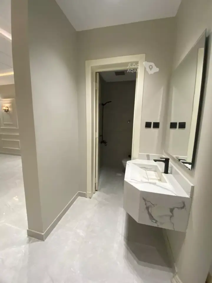 3 bedroom apartment in Dhahrat Laban, Riyadh 6