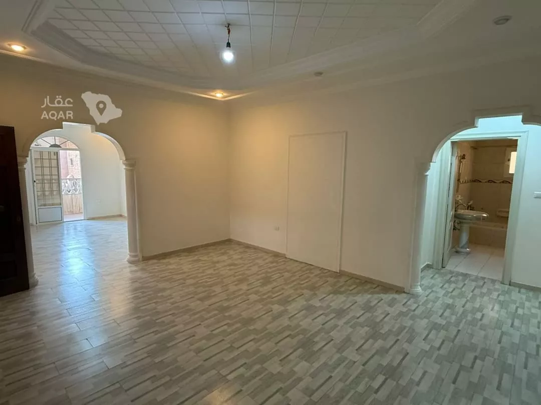 5 bedroom apartment in Al Rawdah, Jeddah 8