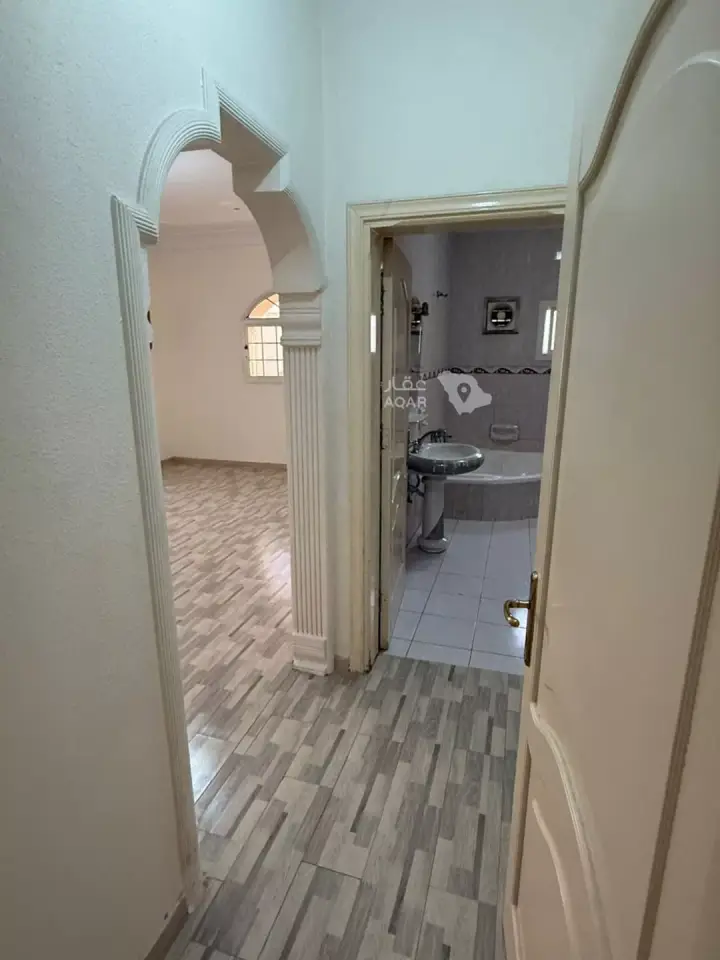 5 bedroom apartment in Al Rawdah, Jeddah 23