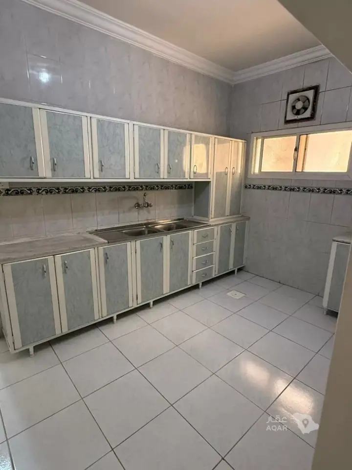 5 bedroom apartment in Al Rawdah, Jeddah 14