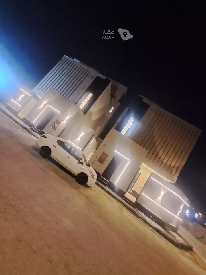 4 bedroom villa in Al Aridh, Riyadh 13