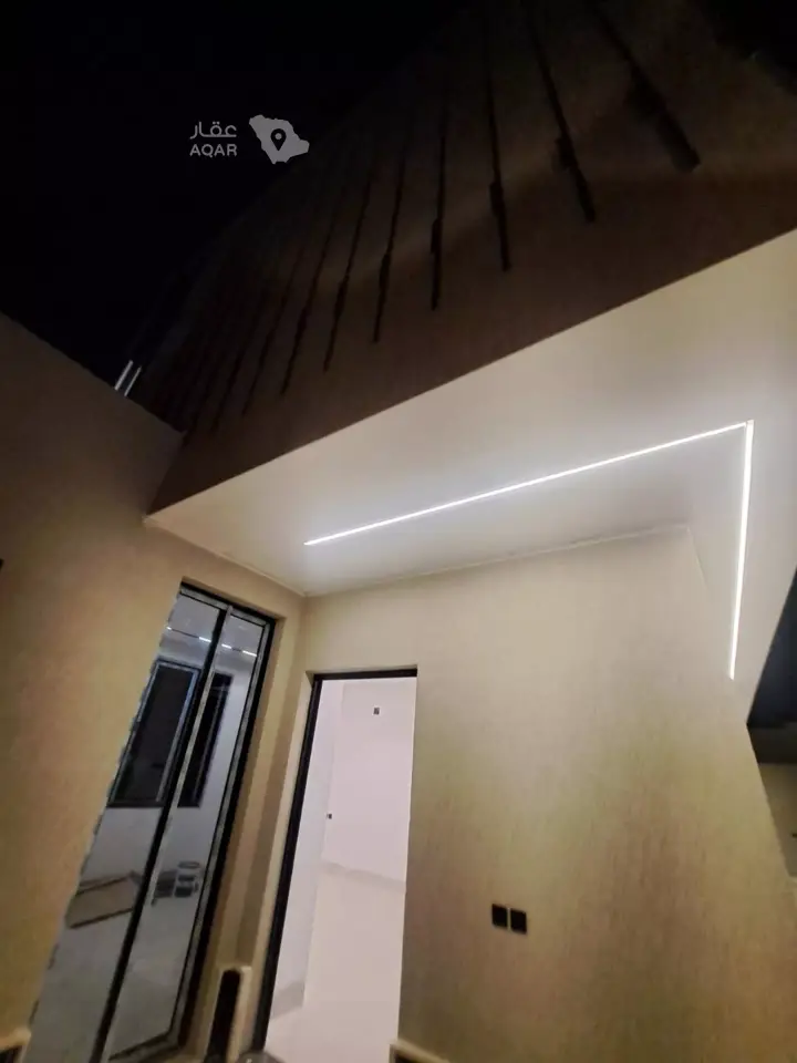 4 bedroom villa in Al Aridh, Riyadh 14
