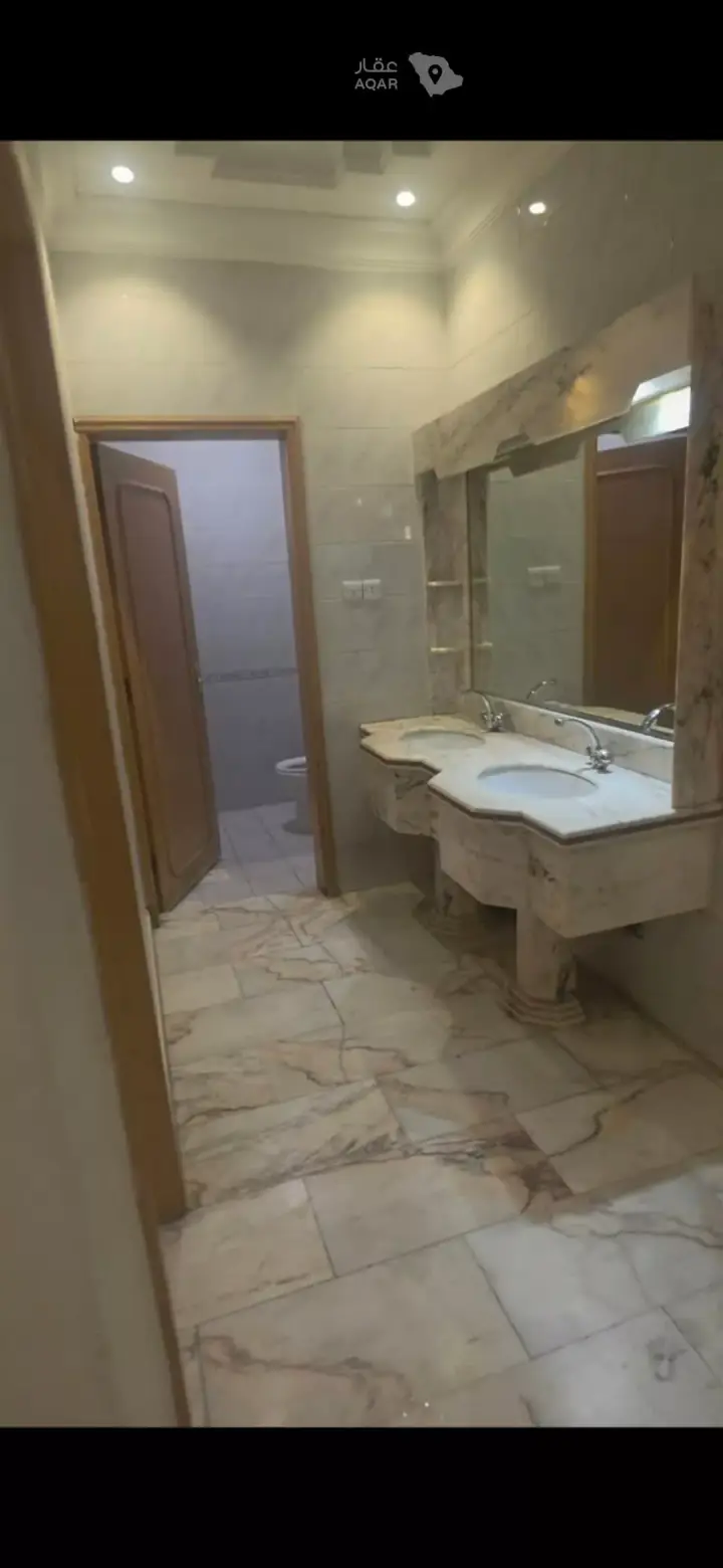5 bedroom villa in Al Maseef, Riyadh 9