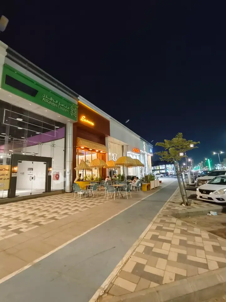 shop in Al Jamiyin, Qassim Region 10
