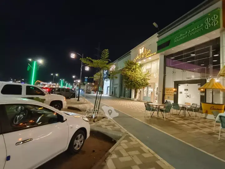 shop in Al Jamiyin, Qassim Region 8