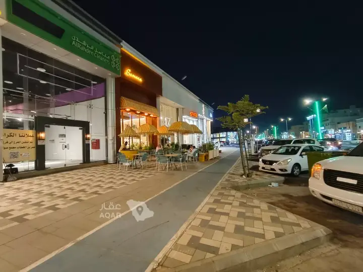 shop in Al Jamiyin, Qassim Region 22
