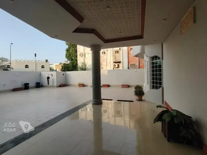 5 bedroom villa in Al Basateen, Jeddah 4