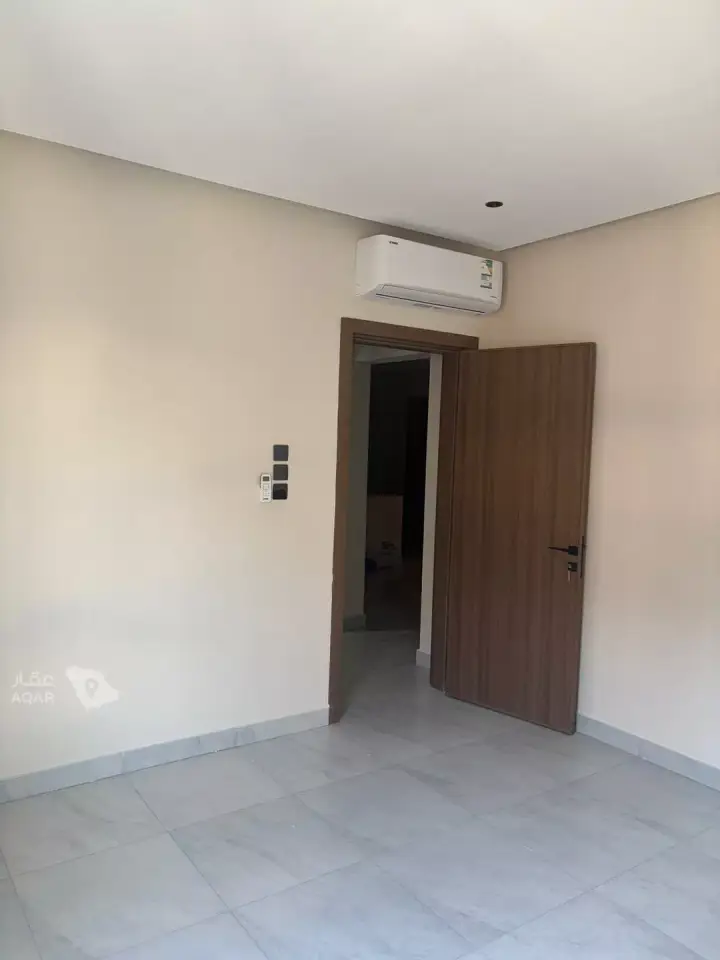 2 bedroom apartment in Al Nuzhah, Jeddah 9
