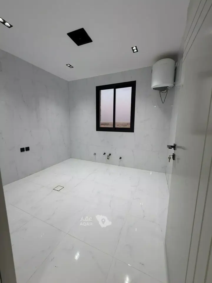 4 bedroom apartment in Taibah, Riyadh 6