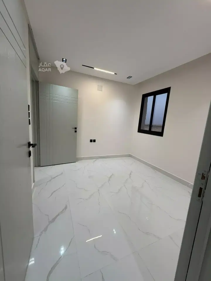 4 bedroom apartment in Taibah, Riyadh 8