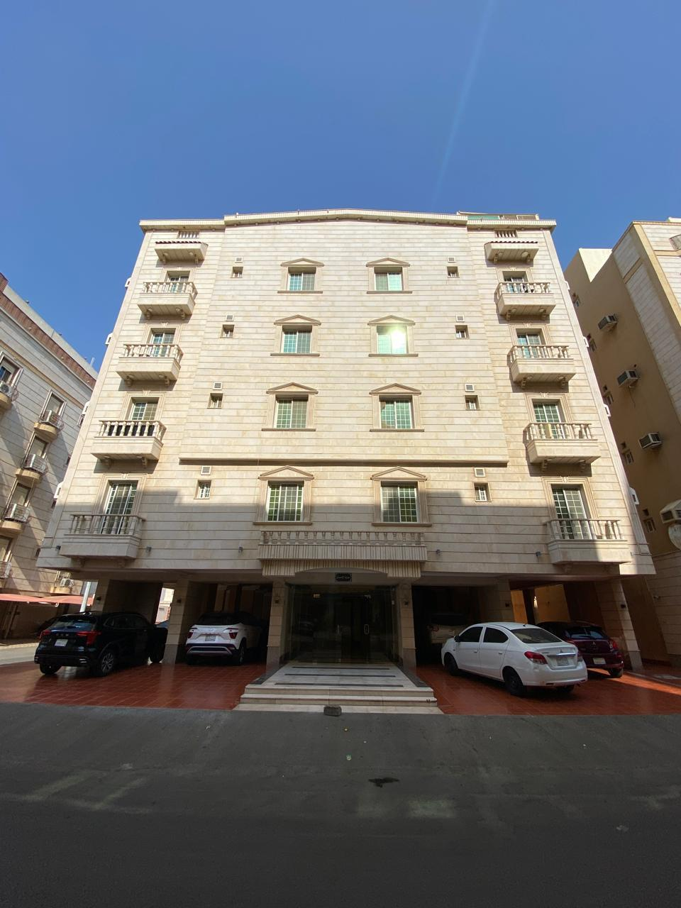 3 bedroom apartment in Al Rawdah, Jeddah