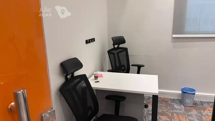 2 bedroom office in Al Yasmin, Riyadh 6