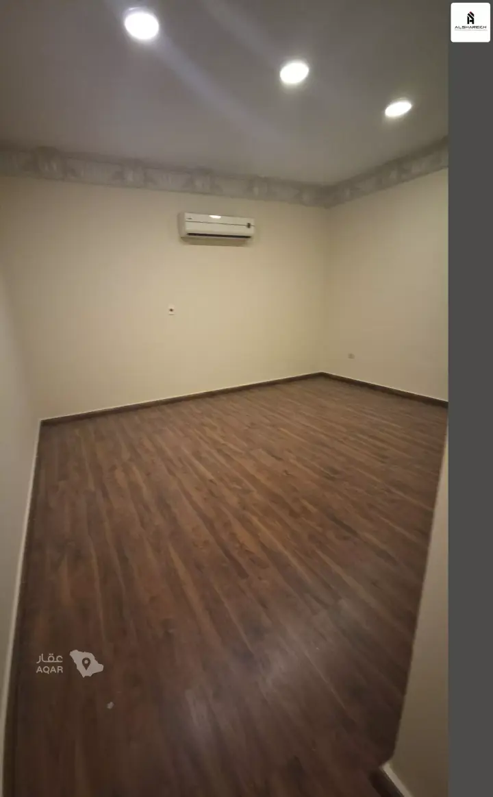 3 bedroom apartment in Hajar, Eastern Province 13