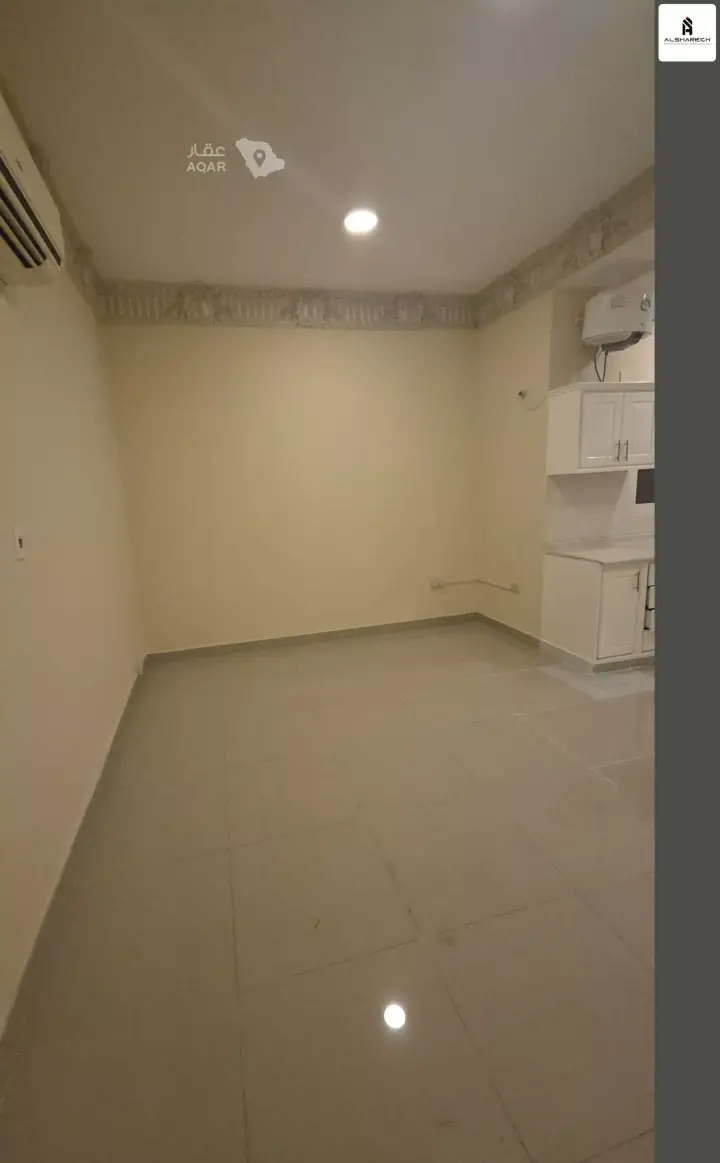 3 bedroom apartment in Hajar, Eastern Province 14