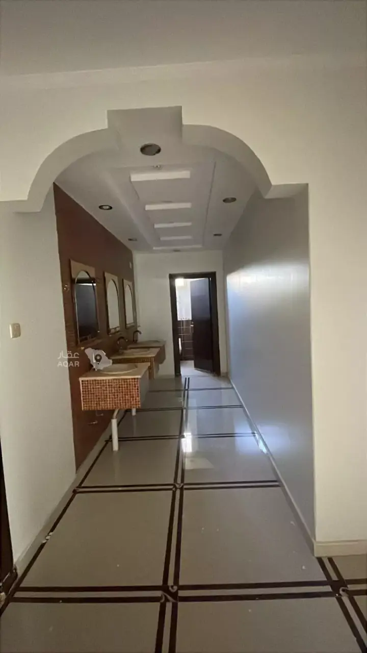 4 bedroom villa in Al Buhairah, Hail 11