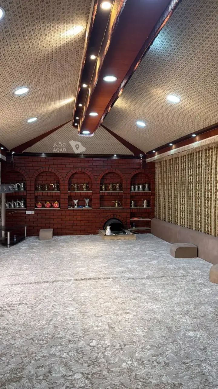 4 bedroom villa in Al Buhairah, Hail 5