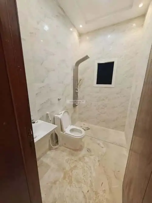 6 bedroom villa in Al Wurud, Jeddah 10