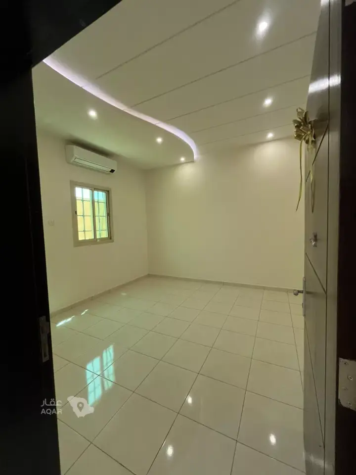 20 bedroom building in Al Yarmouk, Riyadh 3