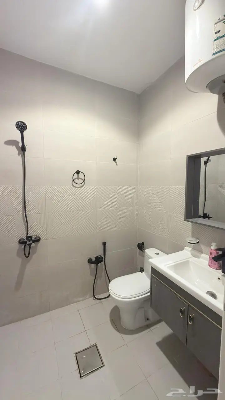 3 bedroom apartment in Al Uraija Al Gharbiyah, Riyadh 20