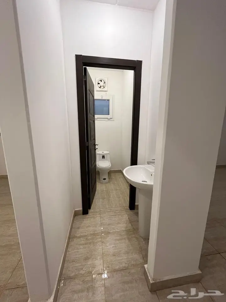 4 bedroom villa in Khuzam, Riyadh 16