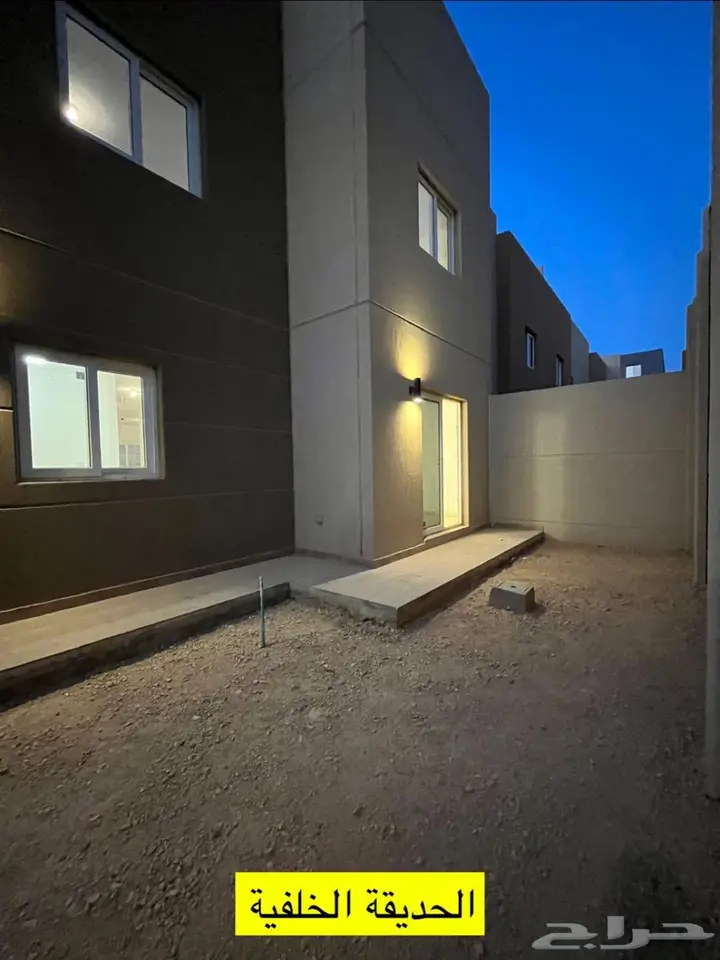 4 bedroom villa in Khuzam, Riyadh 5