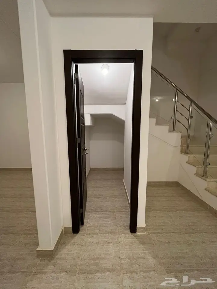 4 bedroom villa in Khuzam, Riyadh 11