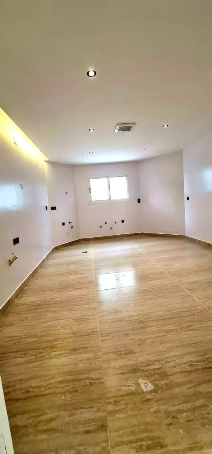 2 bedroom apartment in Awdah, Taif 9