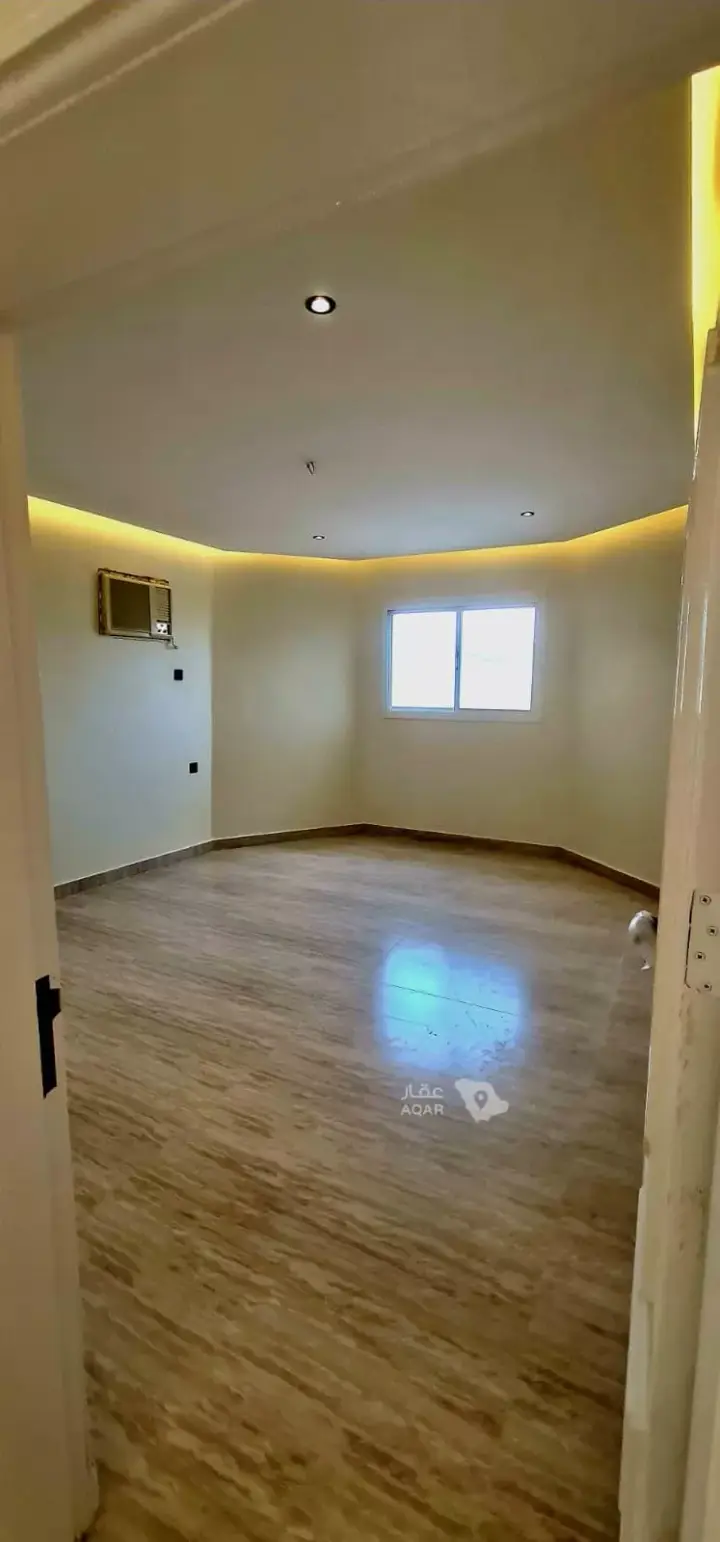 2 bedroom apartment in Awdah, Taif 4