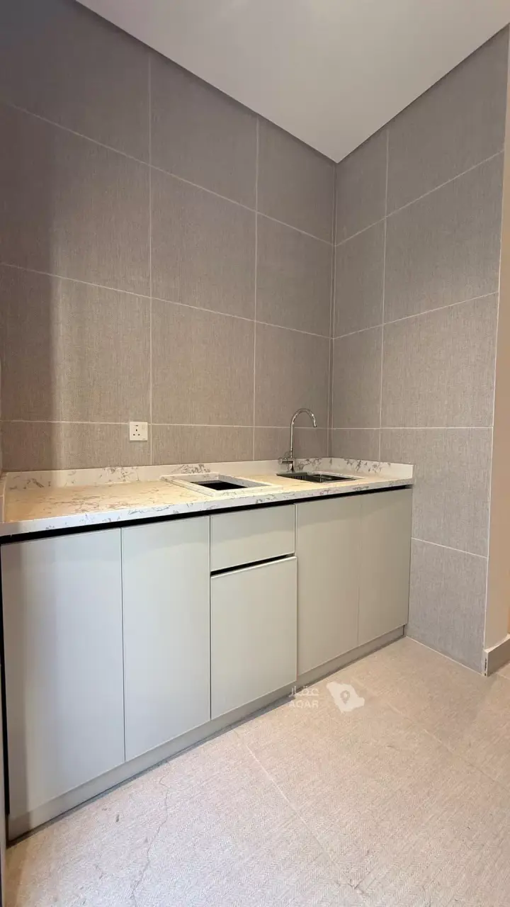 6 bedroom building in Al Wahah, Khamis Mushait 9