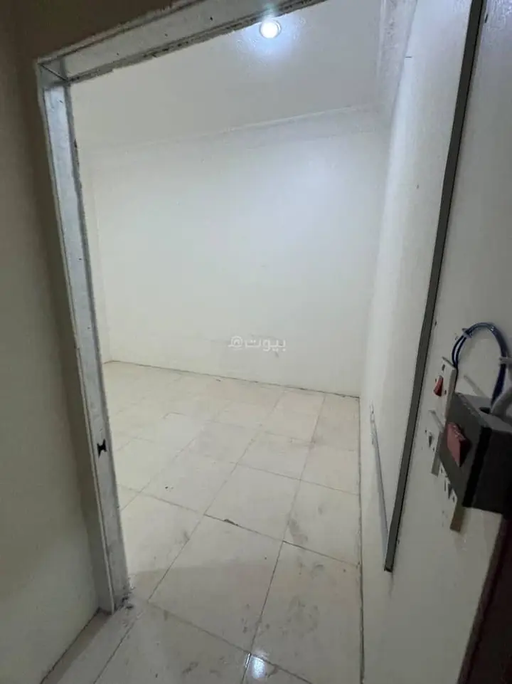 2 bedroom apartment in King Abdul Aziz, Riyadh 3