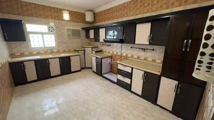 3 bedroom apartment in Al Awali, Riyadh 4