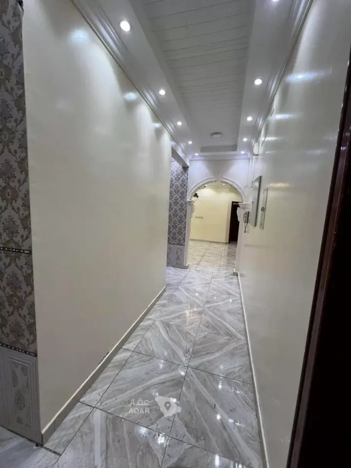 5 bedroom apartment in Mukhtat Al Musa, Khamis Mushait 4