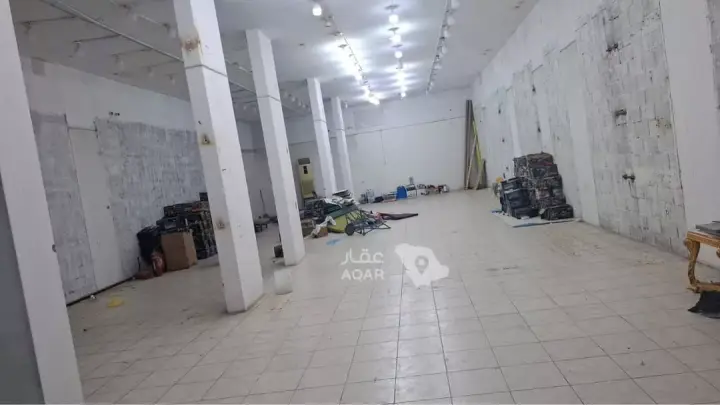 shop in Al Salam, Riyadh 3