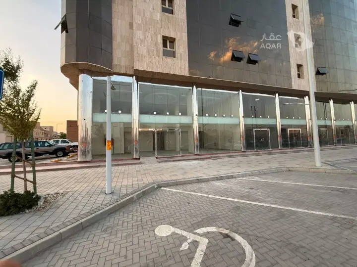 shop in Al Salam, Riyadh 17