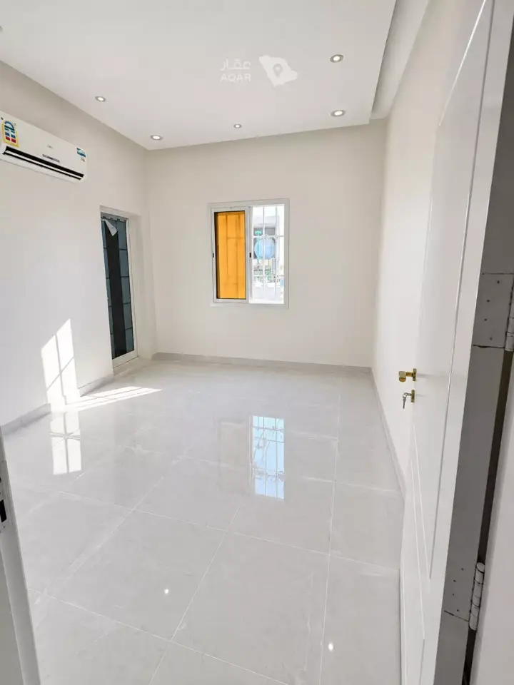 4 bedroom apartment in Al Malqa, Riyadh 7